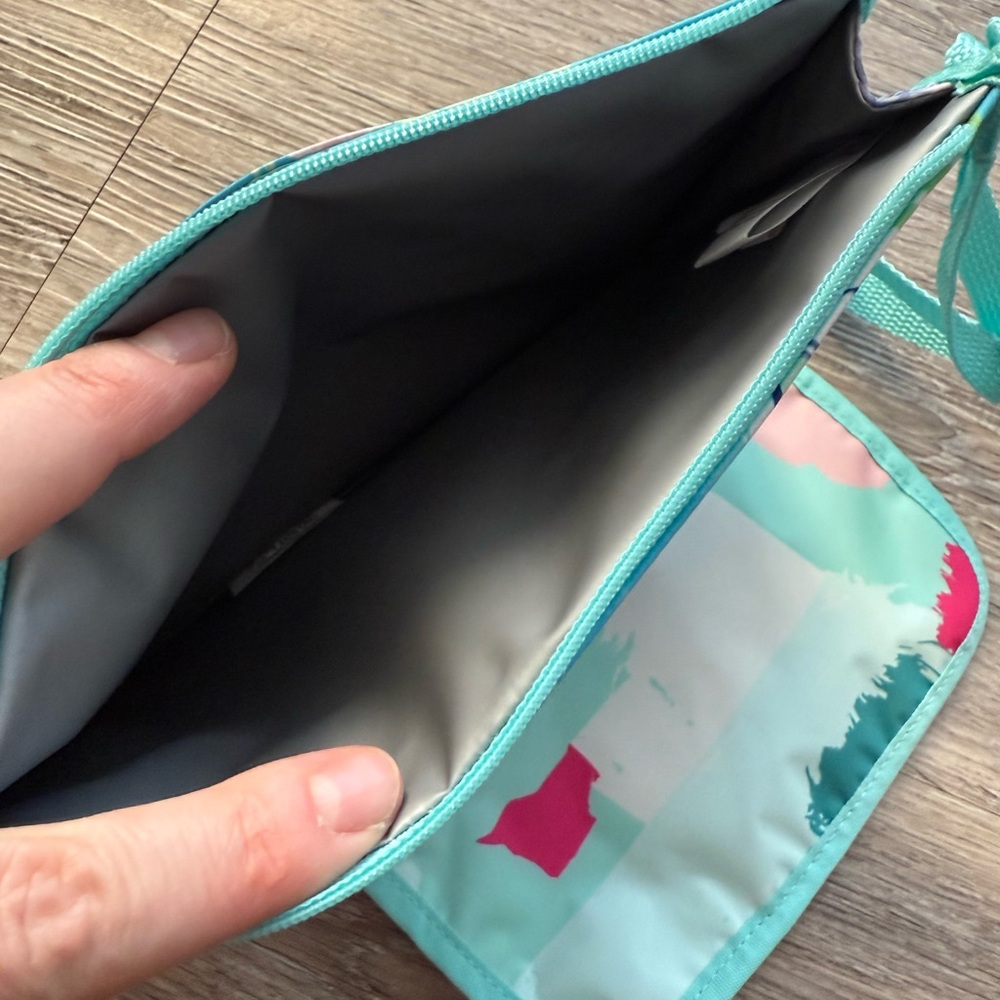 Thirty-One Everyday Pouch Set - Picture 6 of 7